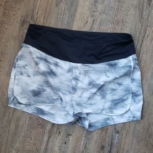 Maternity GapFit 3.5" Running Shorts